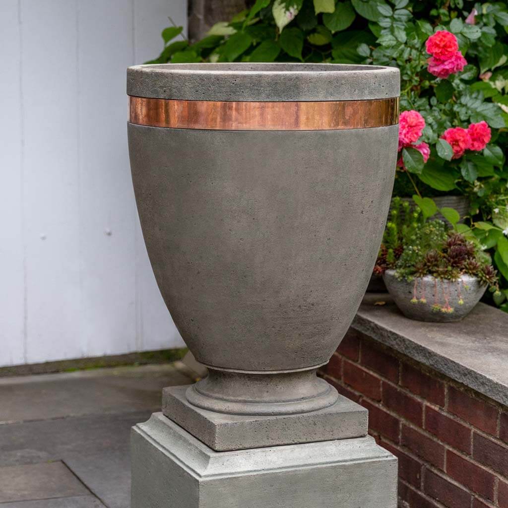 Moderne Tall Planter